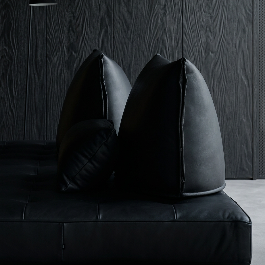 Dock Sofa | Leather
