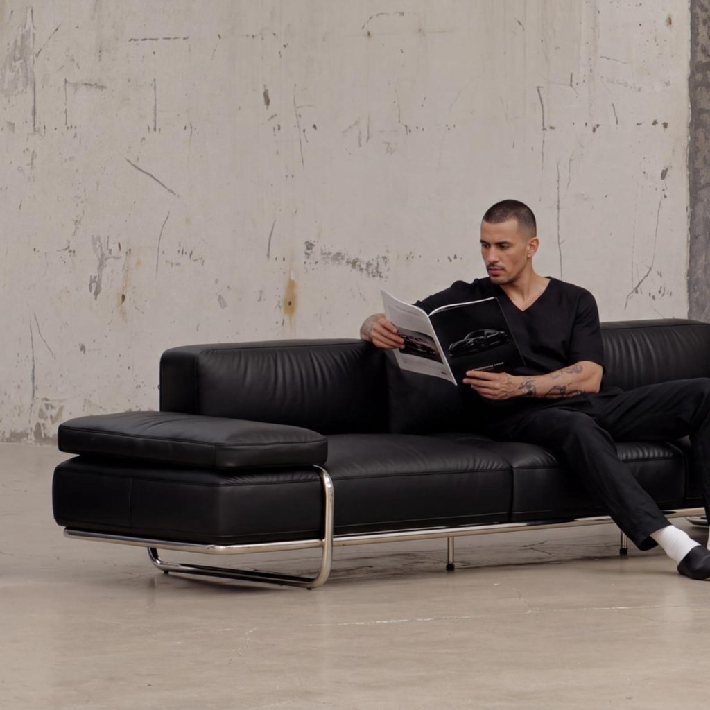 League Sofa