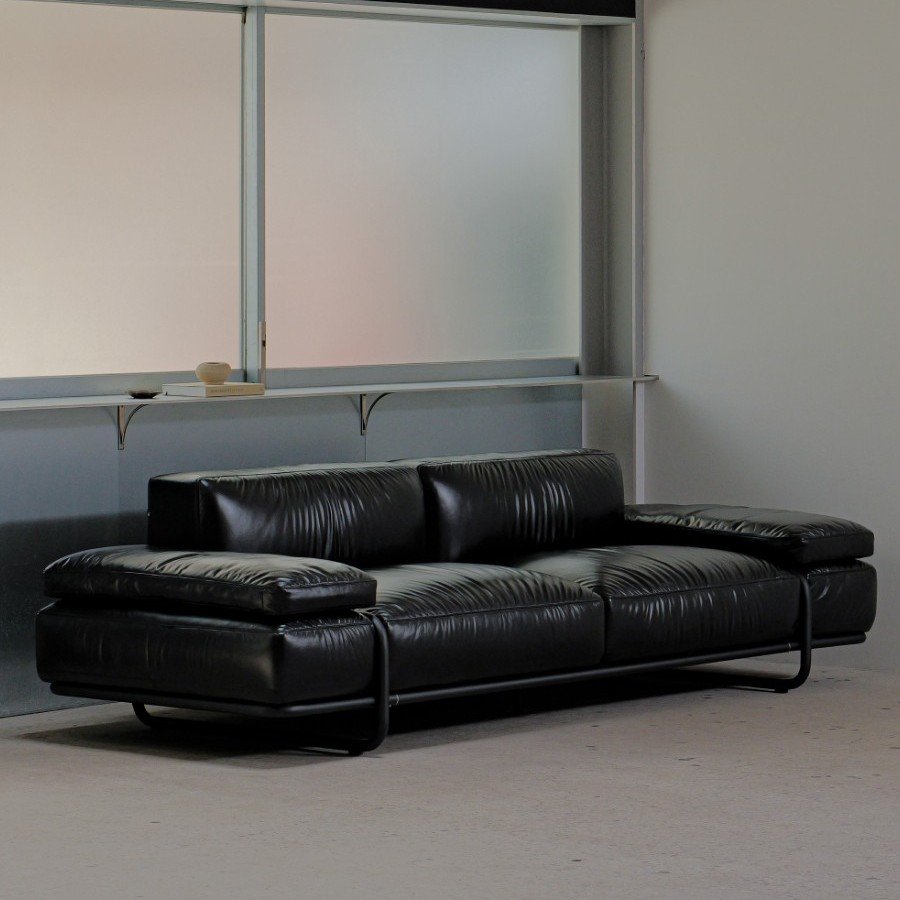 League Sofa