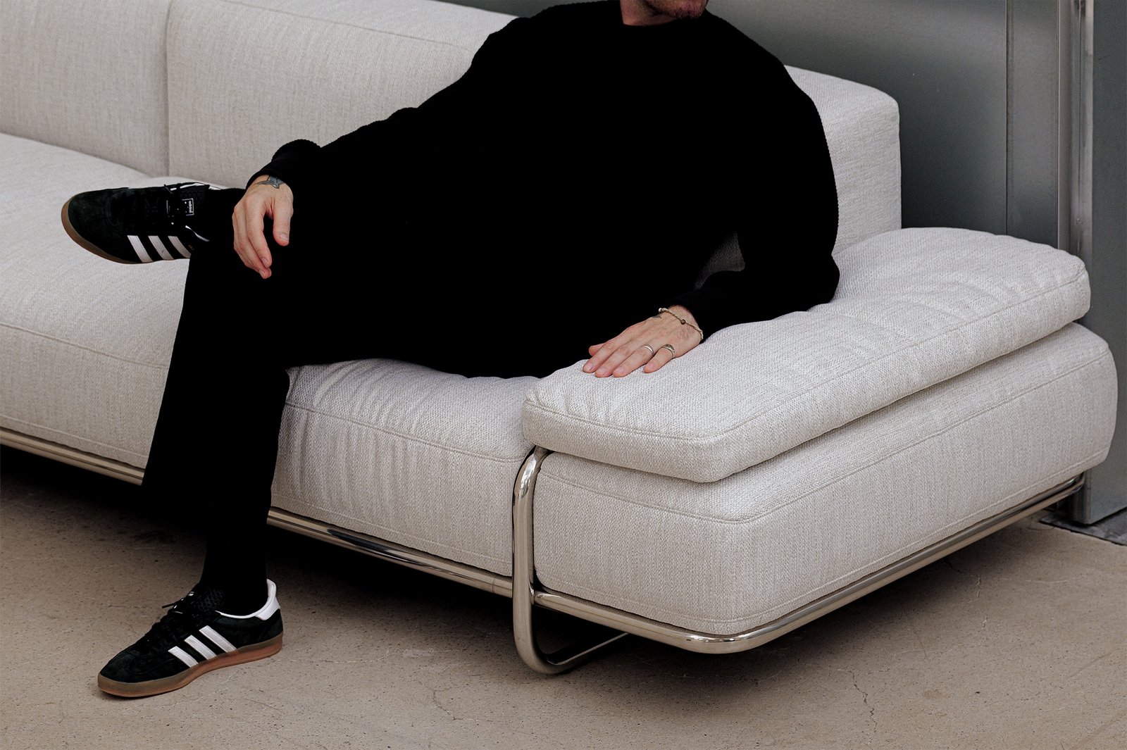 League Sofa - Image 21