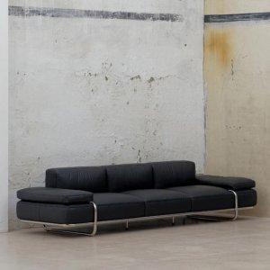 League Sofa - Image 28