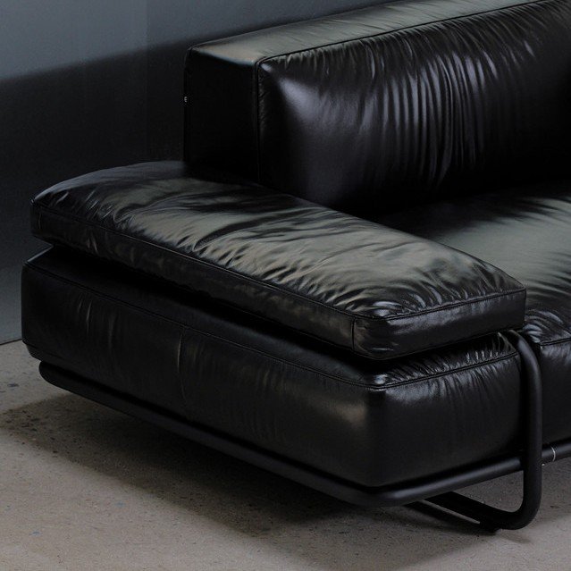 League Sofa